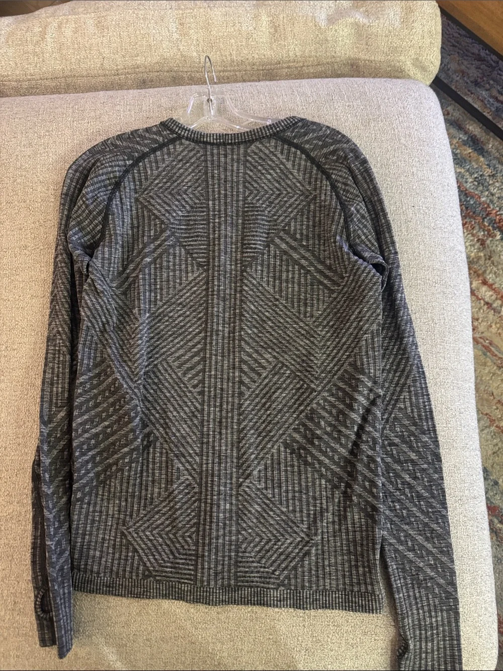 women’s Grey Geometric Long-Sleeve Sweater